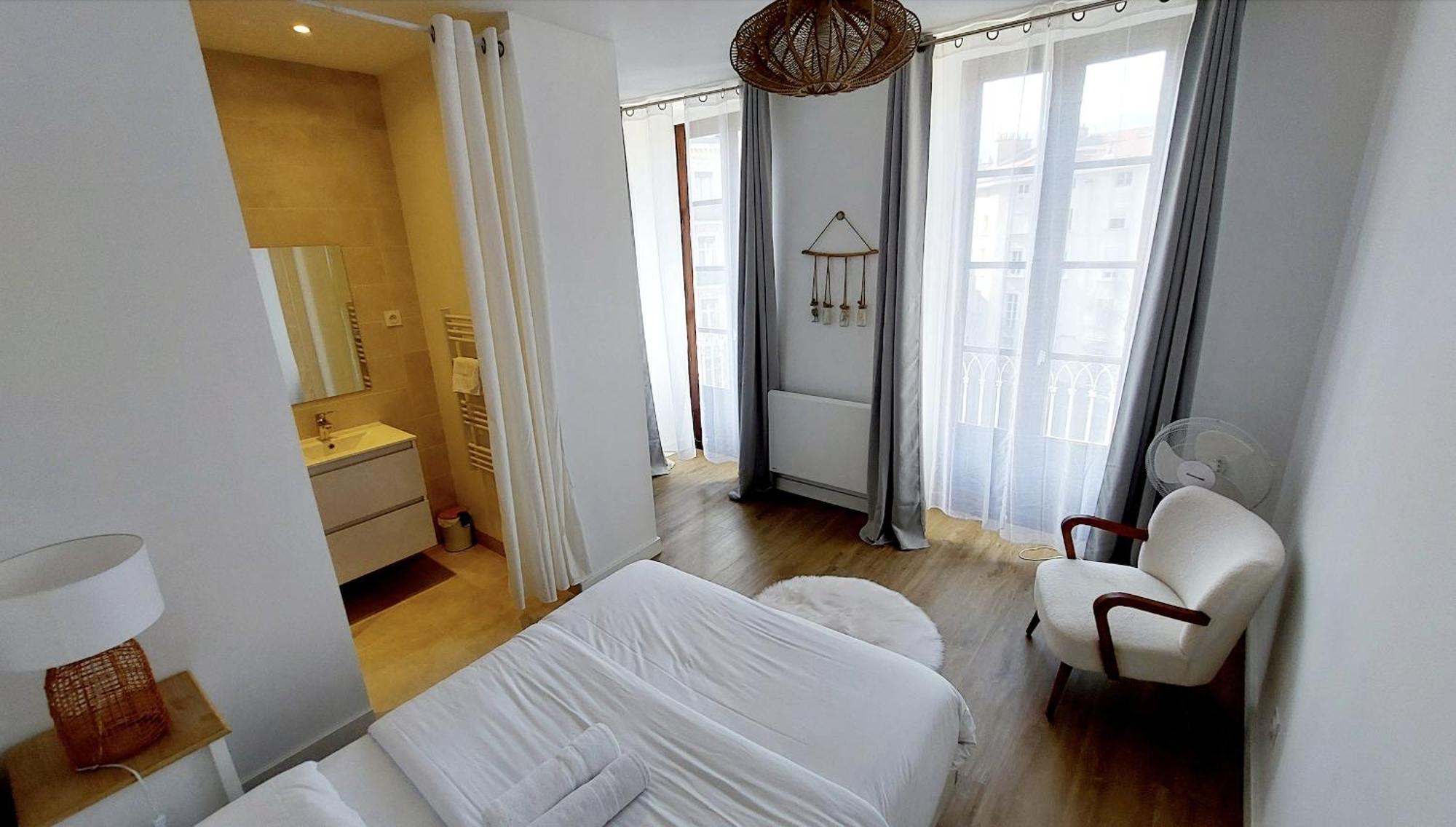 Hyper-Centre De Grenoble, Suite Parentale - Wifi Fibre - Cocon Bagian luar foto