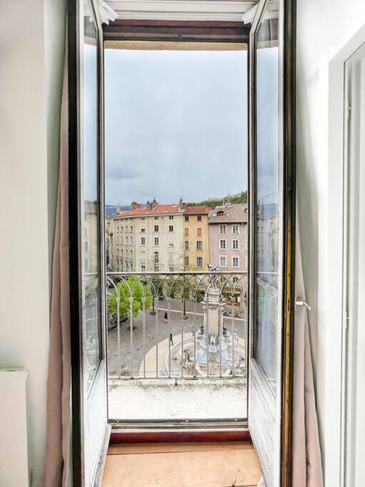 Hyper-Centre De Grenoble, Suite Parentale - Wifi Fibre - Cocon Bagian luar foto